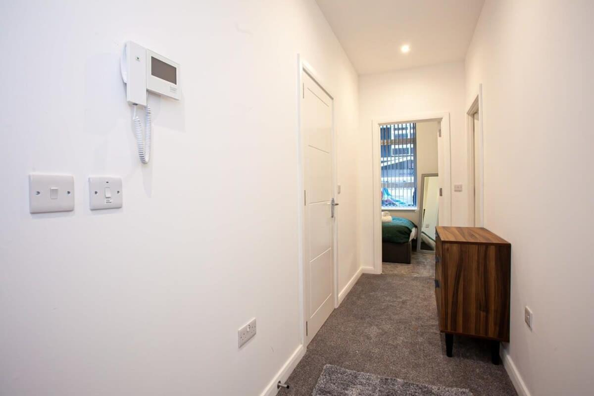 Cosy 1 Bedroom Apartment in Bolton Esterno foto